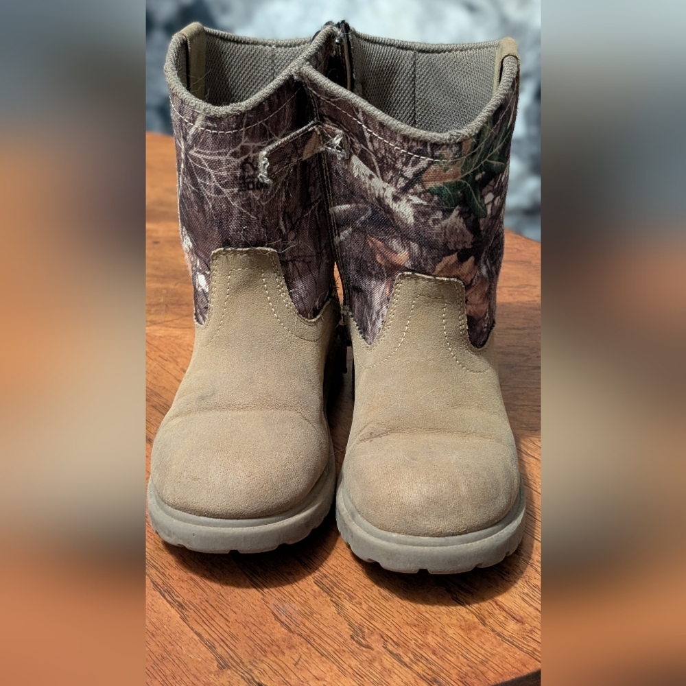 Magellan Outdoors Kids Boots in Tan and Camouflage